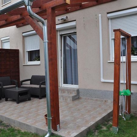 Gyorszem Apartman Esterno foto